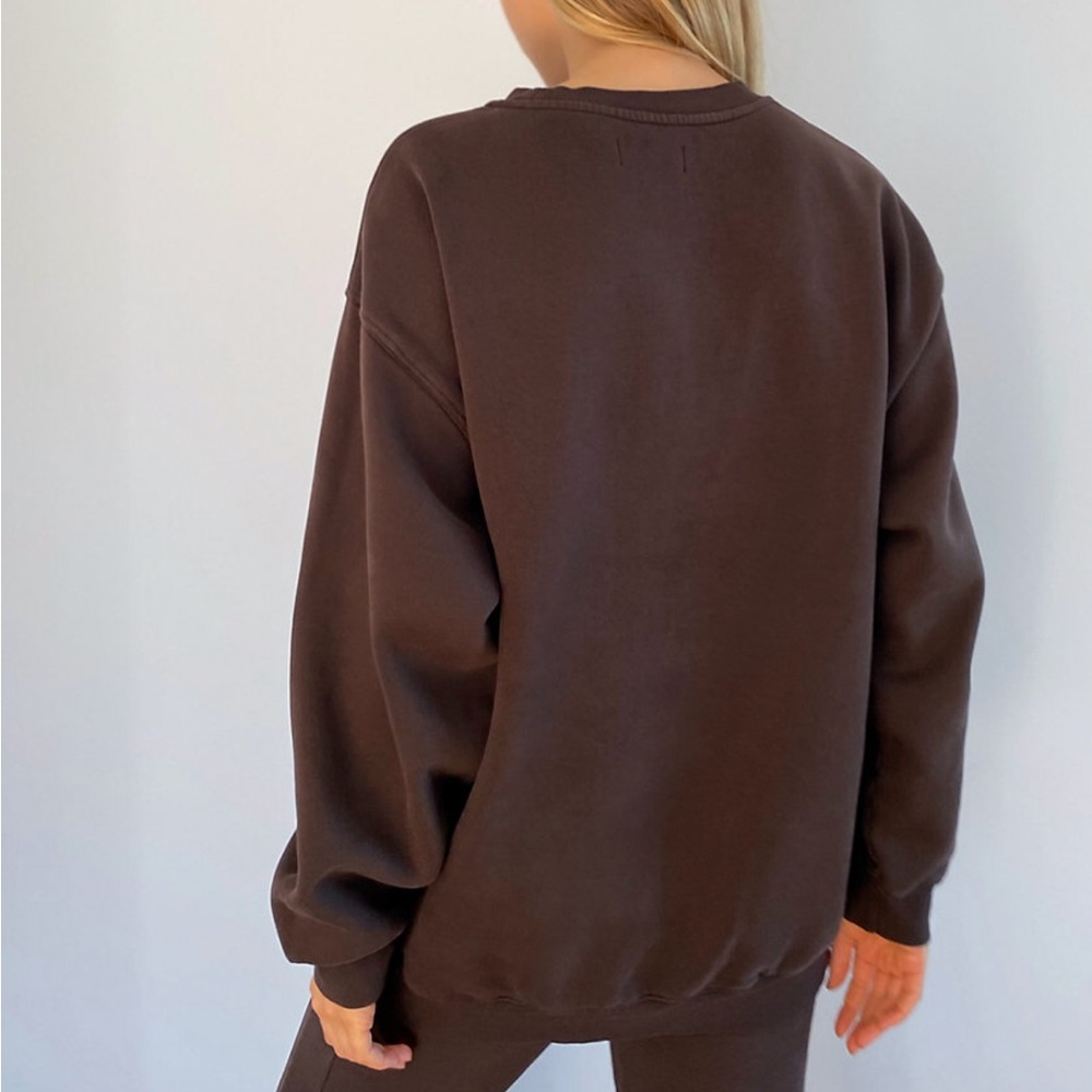 Aritzia Brown Crewneck and Shorts Sweatset - Picture 4 of 9
